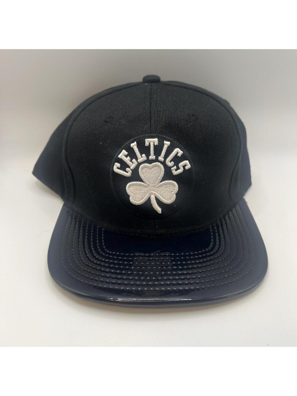 Mitchell & Ness Original Fit O.G. SnapBack Celtics Hat